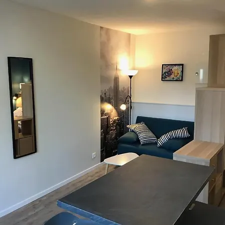 Cozy Hypercentre